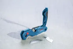 Bosch 63x19mm Katlanabilir Maket Bıçağı - 1